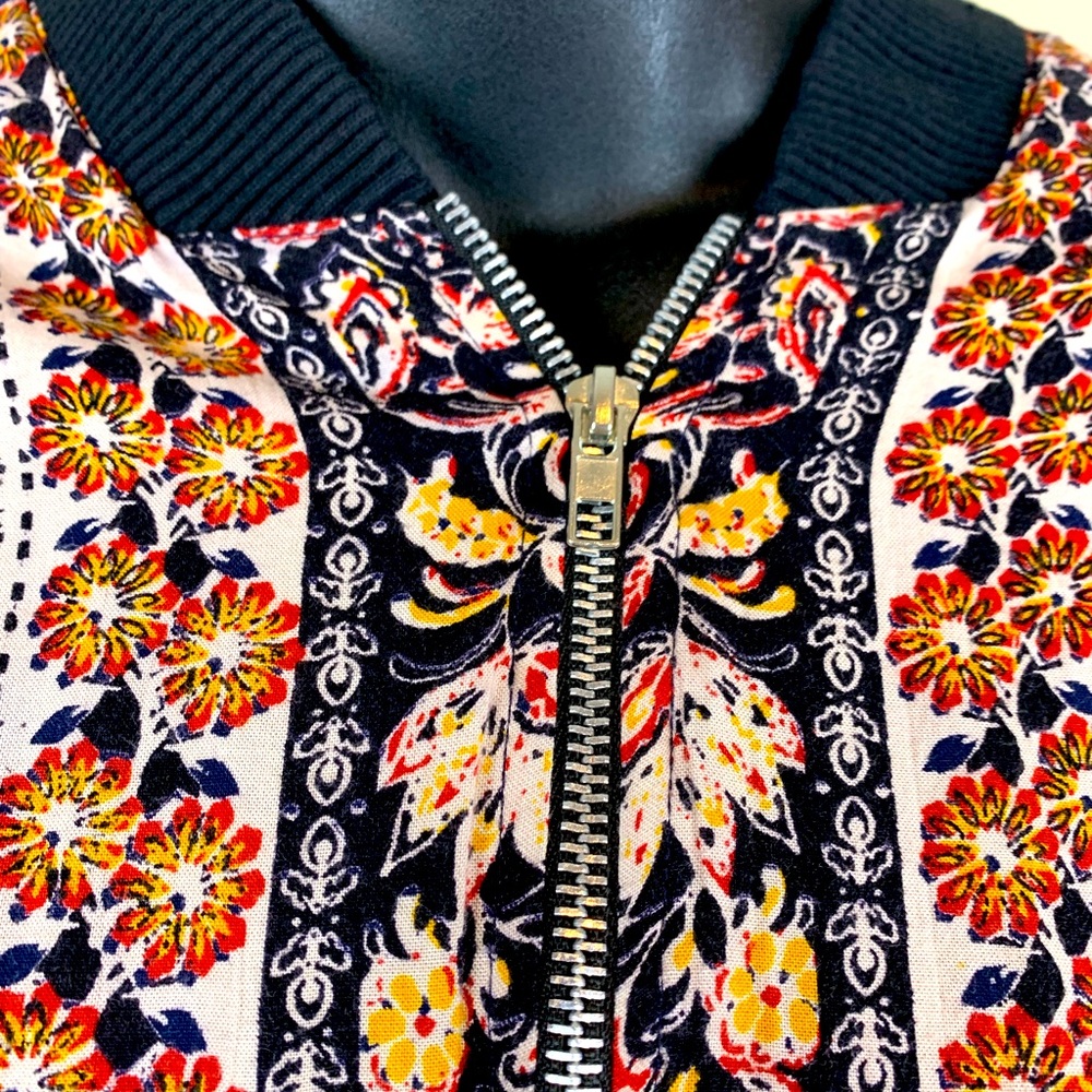 Vintage Angie’s Floral bomber style jacket with tassels, size M - Picture 2 of 6